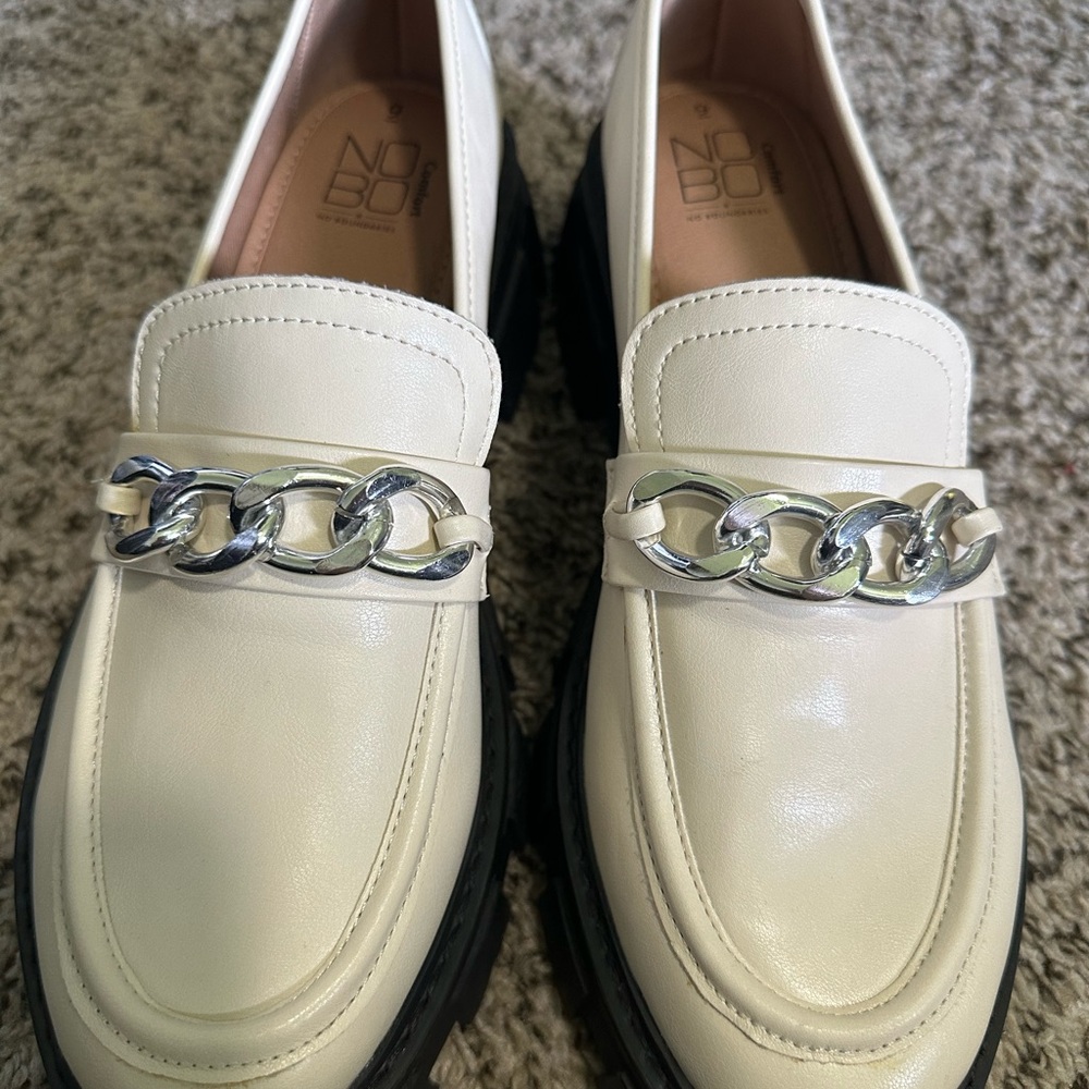 No Boundaries Cream Silver Chain Loafers